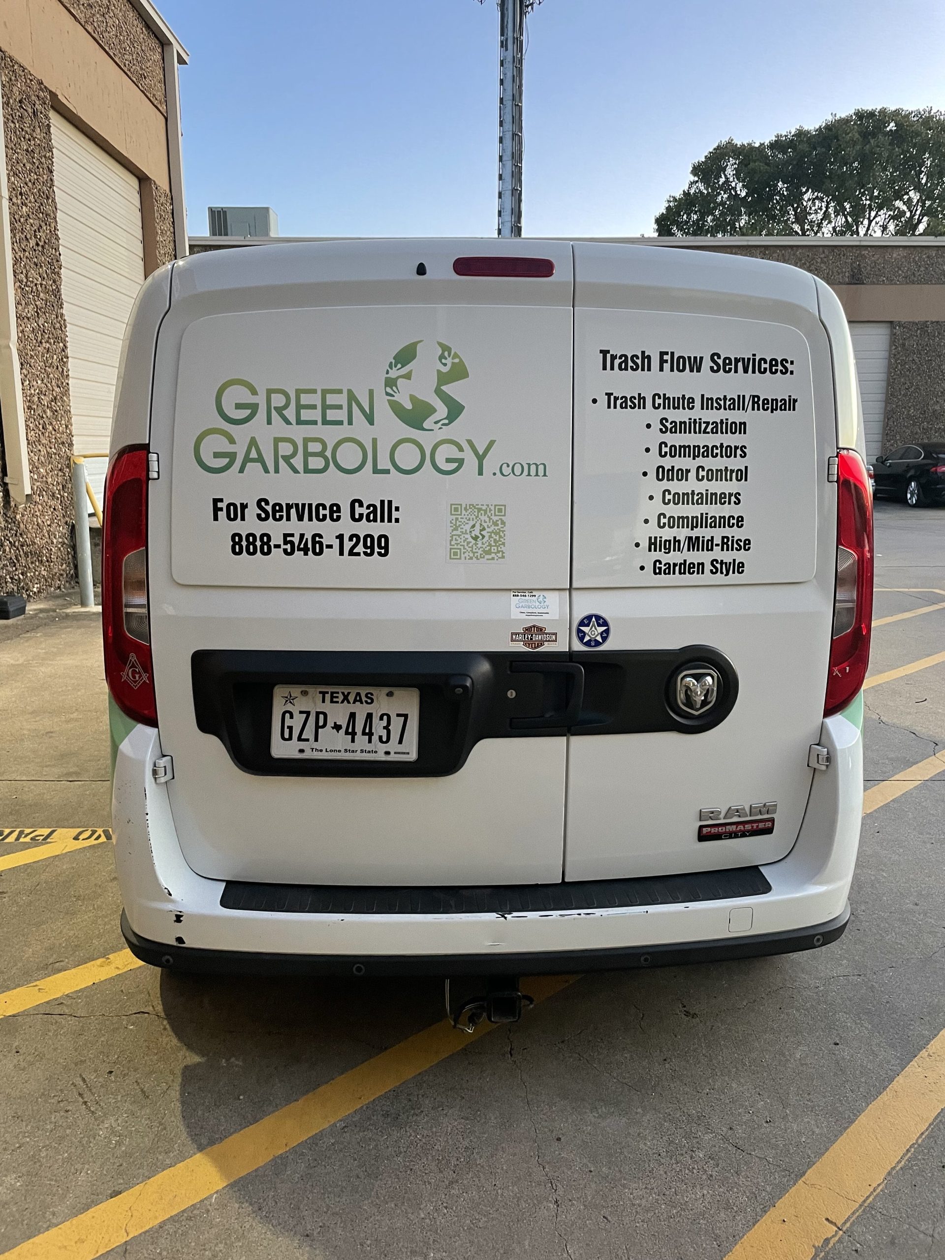 Get the perfect fleet wrap services in Dallas, TX